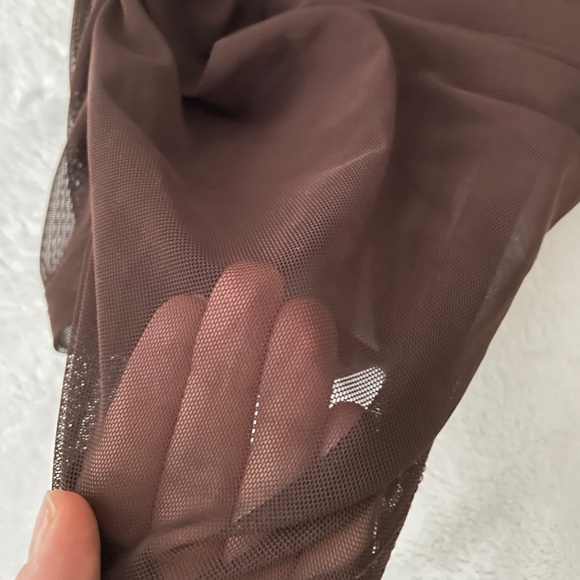 PrettyLittleThing ruched mesh underwire bodycon dress - Picture 8 of 9